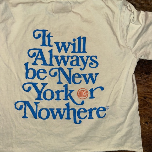 Knicks NYON Crop Top - Picture 3 of 3